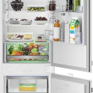 Combină frigorifică Beko B3BCNA324HS — vedere frontală